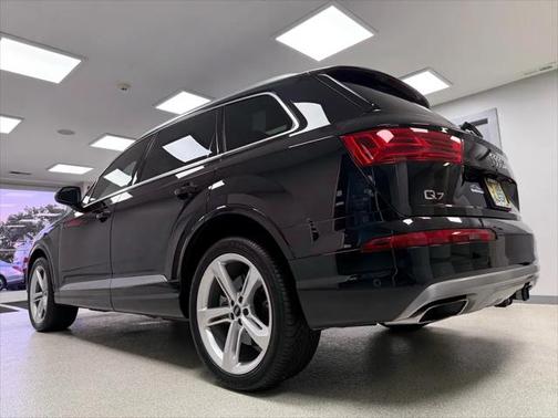 2019 Audi Q7 55 Prestige