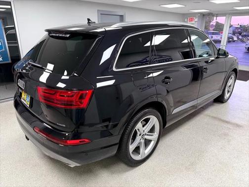 2019 Audi Q7 55 Prestige