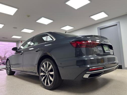 2022 Audi A4 40 Prestige