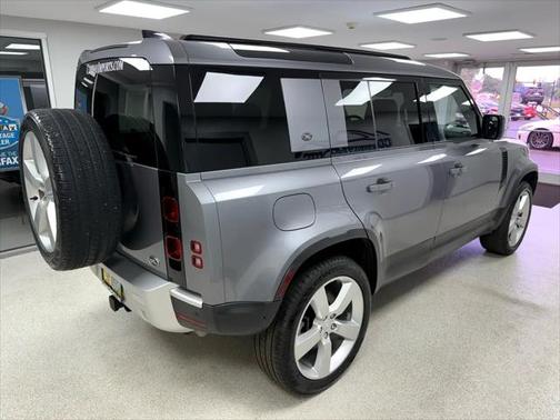 2022 Land Rover Defender 110 S