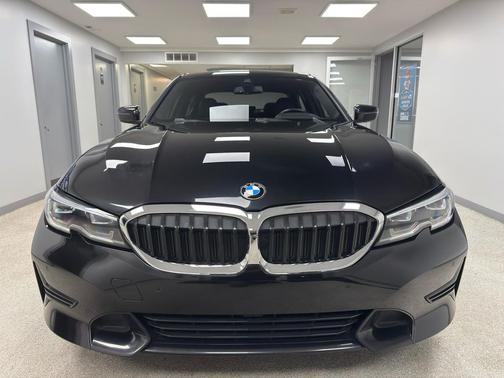 2019 BMW 330 xDrive