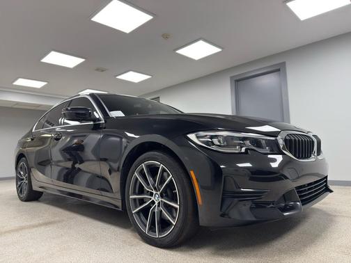 2019 BMW 330 xDrive