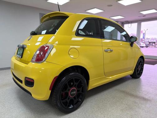 2013 FIAT 500 Sport