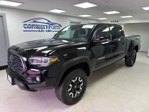 Black 2023 Toyota Tacoma TRD Sport