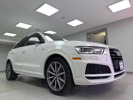 2018 Audi Q3 2.0 TFSI Premium quattro AWD