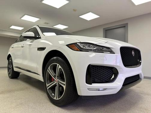 Polaris White 2017 Jaguar F-PACE S