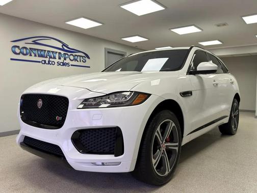 Polaris White 2017 Jaguar F-PACE S