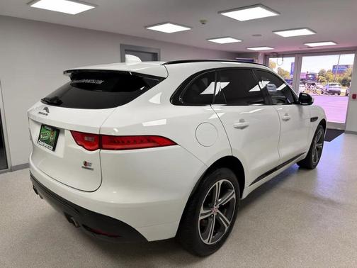 Polaris White 2017 Jaguar F-PACE S