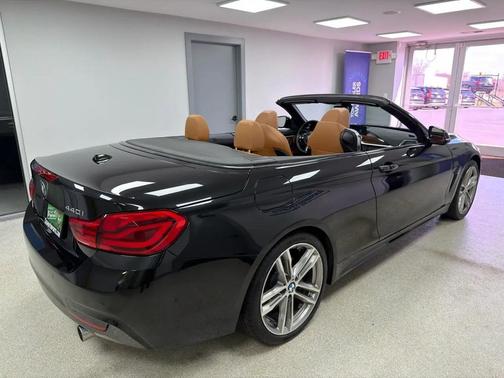 Black Sapphire Metallic 2019 BMW 440 i xDrive