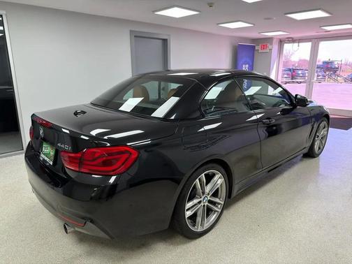 Black Sapphire Metallic 2019 BMW 440 i xDrive