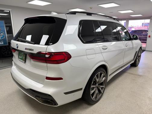 2021 BMW X7 M50i