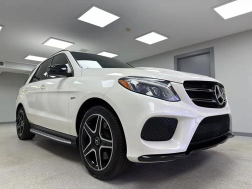 WHITE 2017 Mercedes-Benz AMG GLE 43 Base 4MATIC
