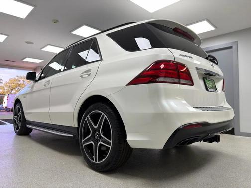 WHITE 2017 Mercedes-Benz AMG GLE 43 Base 4MATIC