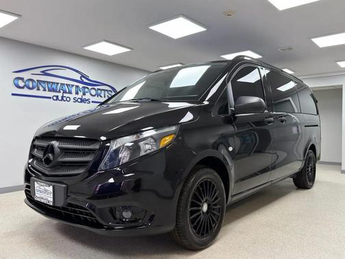 2017 Mercedes-Benz Metris Base