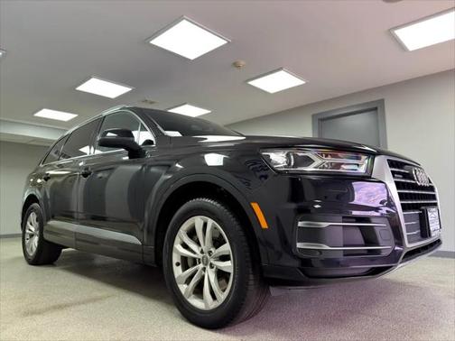 2019 Audi Q7 45 Premium