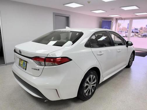 White 2022 Toyota Corolla Hybrid LE