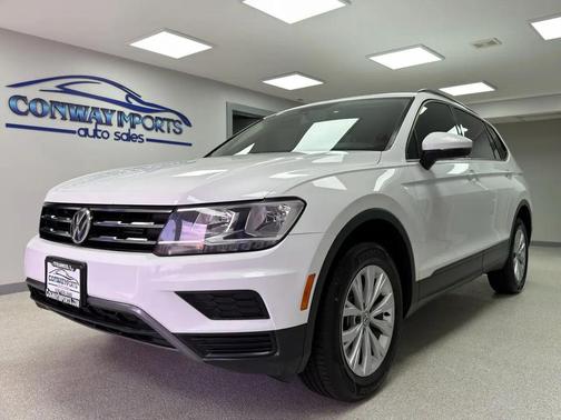 WHITE 2019 Volkswagen Tiguan 2.0T S