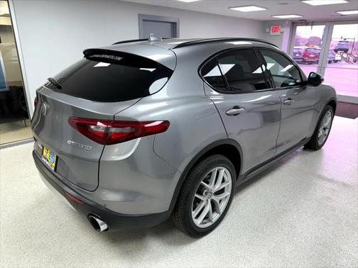 2018 Alfa Romeo Stelvio Ti Sport
