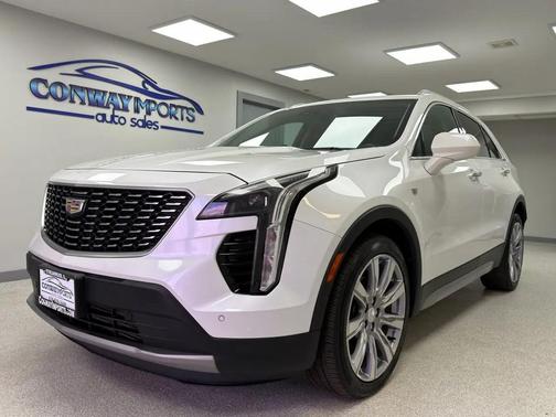 Crystal White Tricoat 2019 Cadillac XT4 Premium Luxury