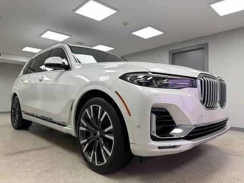 2020 BMW X7 xDrive50i