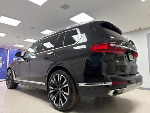 2020 BMW X7 xDrive40i