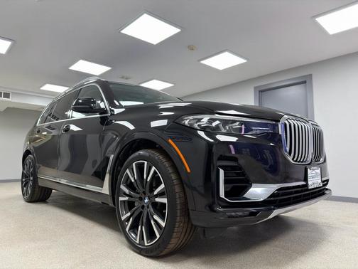 2020 BMW X7 xDrive40i
