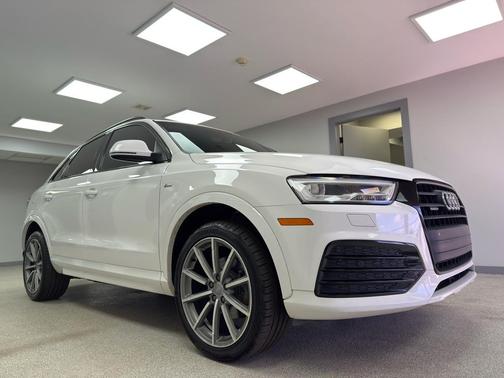 2017 Audi Q3 2.0T Prestige