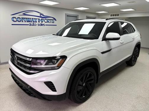 2022 Volkswagen Atlas Cross Sport 3.6L V6 SE w/Technology