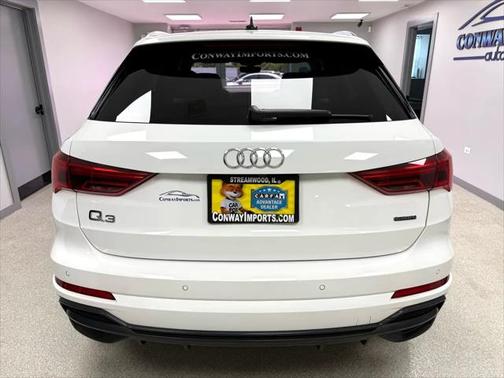 2022 Audi Q3 45 S line Premium