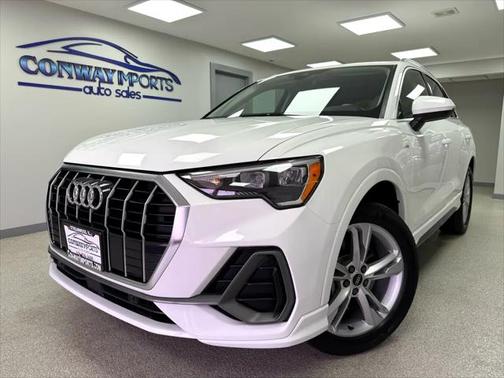 2022 Audi Q3 45 S line Premium