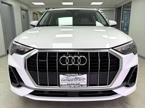 2022 Audi Q3 45 S line Premium