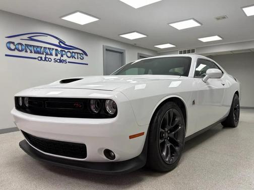 White Knuckle Clearcoat 2021 Dodge Challenger R/T Scat Pack