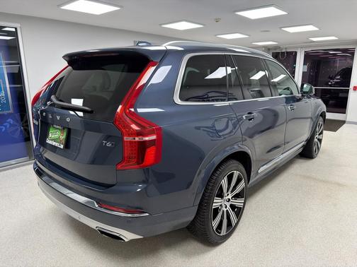 2021 Volvo XC90 T6 Inscription