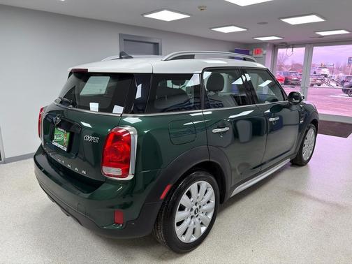 2017 MINI Countryman Cooper