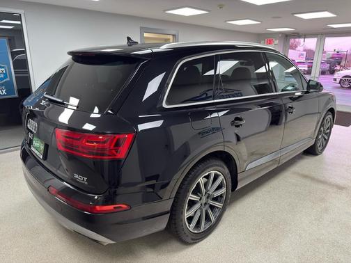 2017 Audi Q7 3.0T Prestige