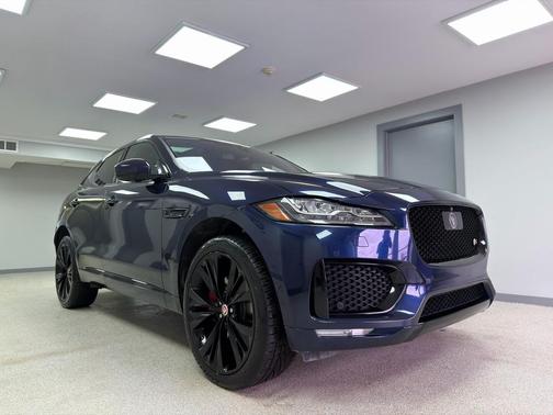 2017 Jaguar F-PACE S