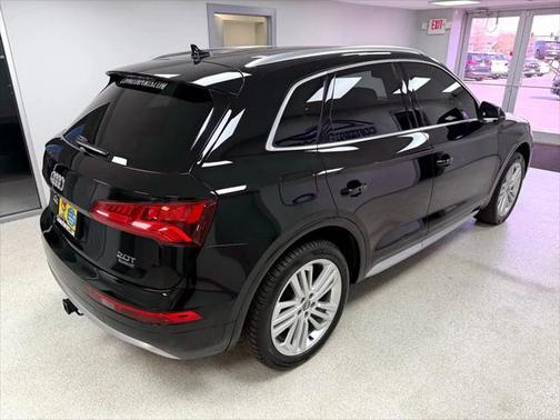 2018 Audi Q5 2.0T Premium Plus