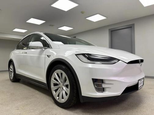 2017 Tesla Model X 90D