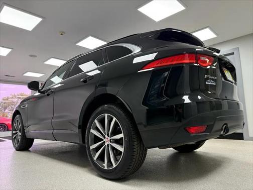 2019 Jaguar F-PACE 30t Prestige
