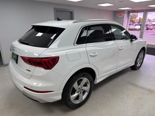 2020 Audi Q3 45 Premium