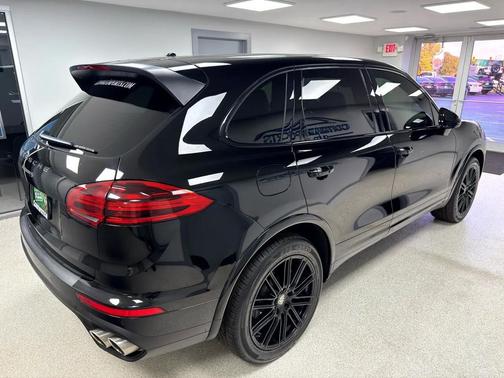 2018 Porsche Cayenne S