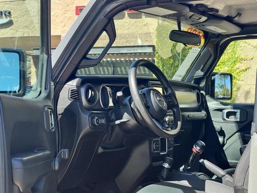 2020 Jeep Wrangler Sport