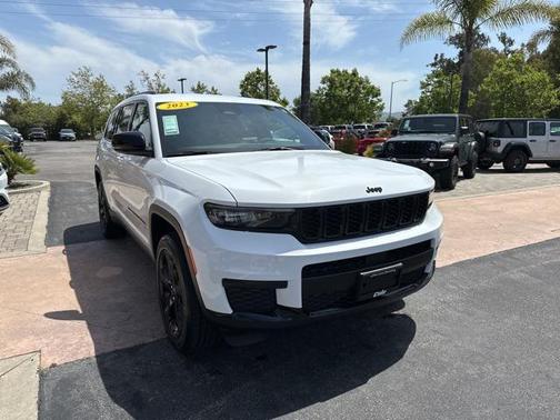2023 Jeep Grand Cherokee L Altitude