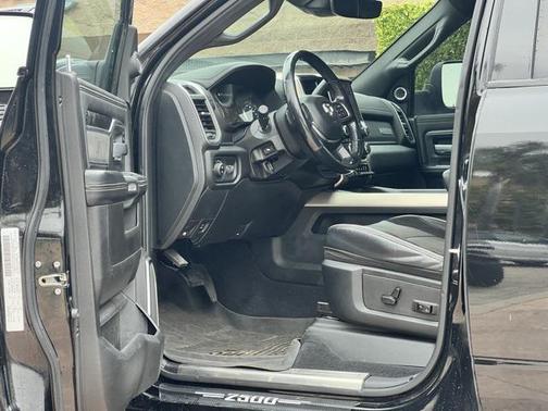 2019 RAM 2500 Laramie Crew Cab 4x2 6'4' Box