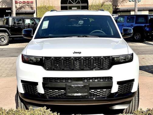 2025 Jeep Grand Cherokee L Altitude