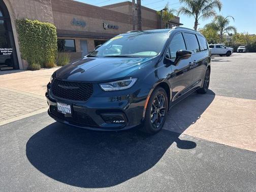 2024 Chrysler Pacifica Limited