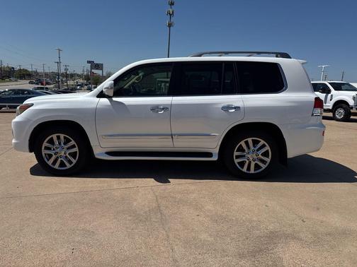 Starfire Pearl 2014 Lexus LX 570 Base