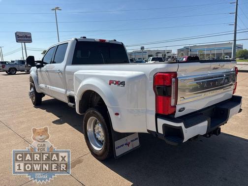 White Metallic 2024 Ford F-450 Platinum