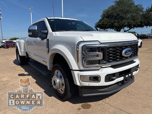 White Metallic 2024 Ford F-450 Platinum
