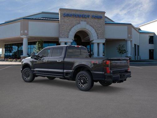 2025 Ford F-350 Platinum